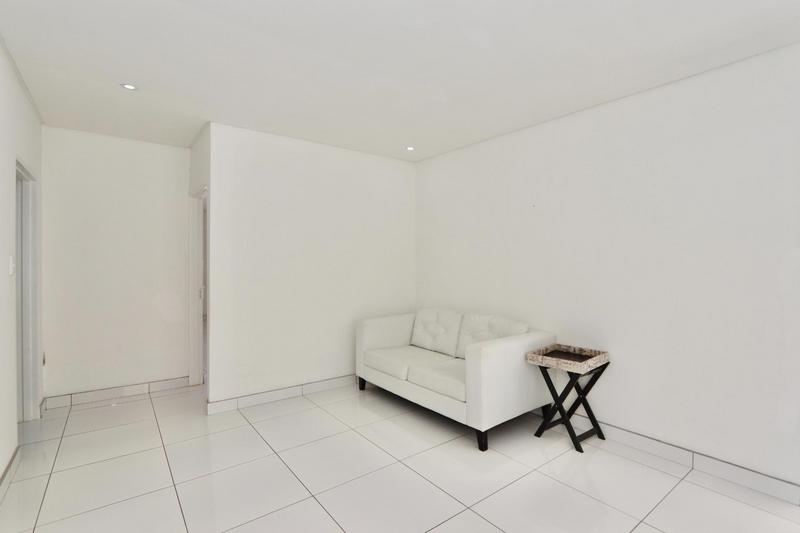To Let 3 Bedroom Property for Rent in Broadacres Gauteng