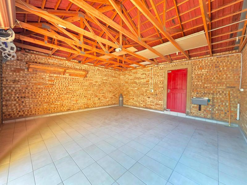 To Let 3 Bedroom Property for Rent in Honeydew Manor Gauteng