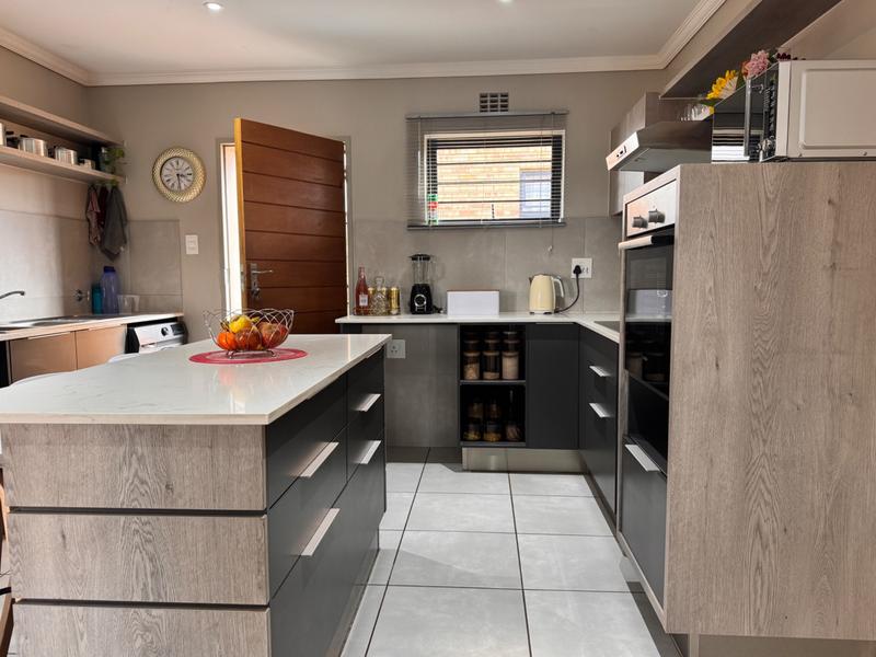 3 Bedroom Property for Sale in Cosmo City Gauteng