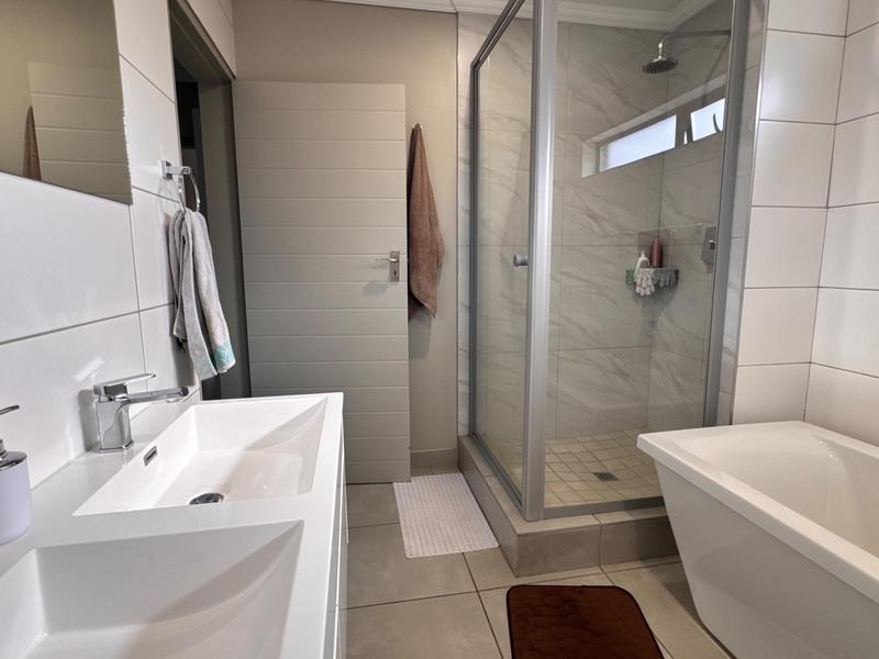 3 Bedroom Property for Sale in Cosmo City Gauteng