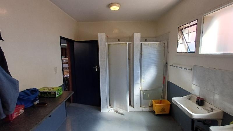 Commercial Property for Sale in Rooihuiskraal Gauteng