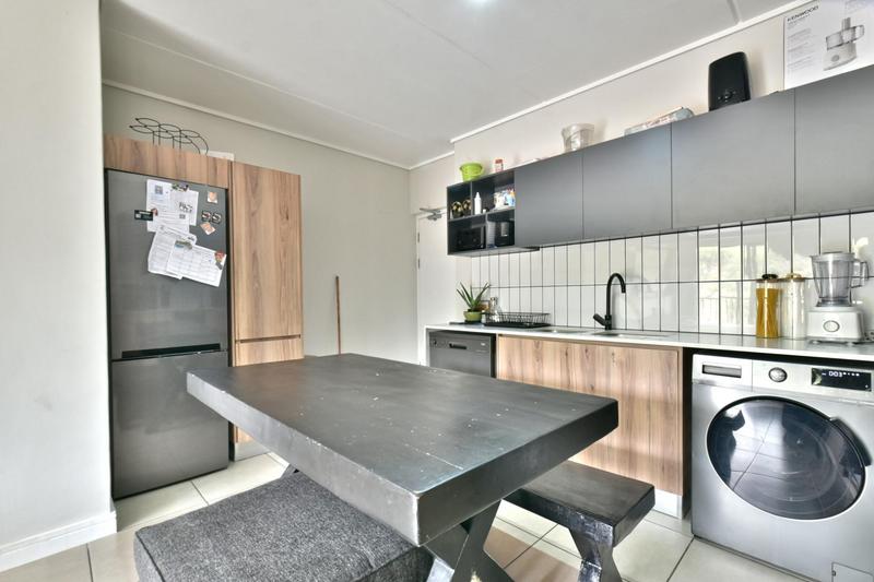 2 Bedroom Property for Sale in Aspen Hills Gauteng