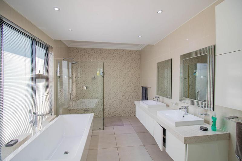 3 Bedroom Property for Sale in Midstream Estate Gauteng