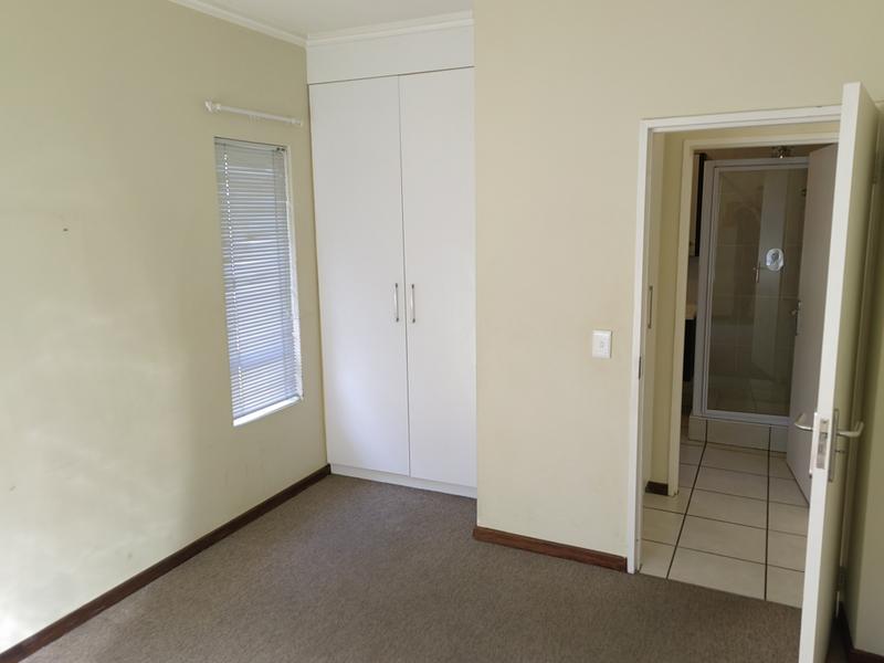 To Let 1 Bedroom Property for Rent in Bryanston Gauteng