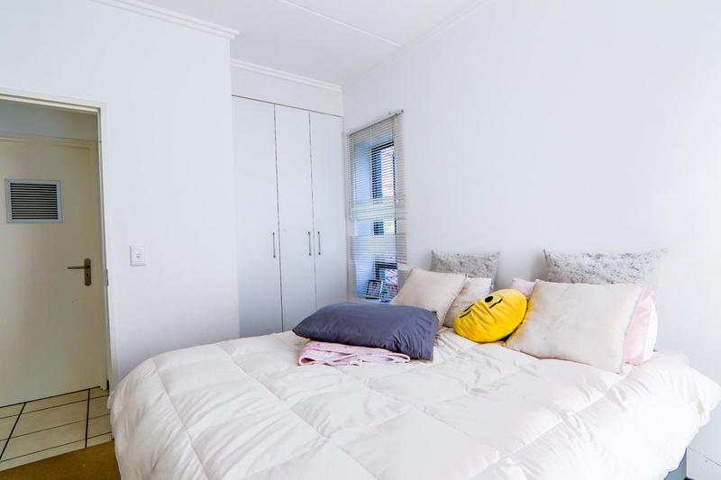 1 Bedroom Property for Sale in Paulshof Gauteng