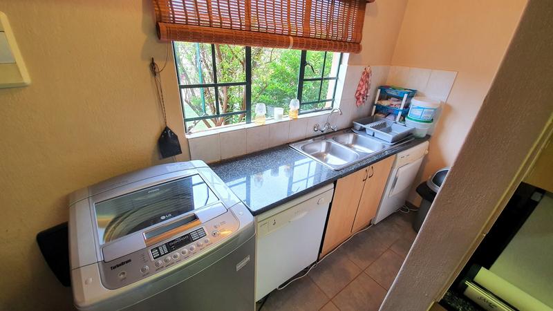 4 Bedroom Property for Sale in Hesteapark Gauteng