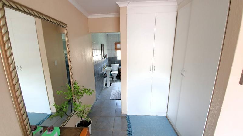 4 Bedroom Property for Sale in Hesteapark Gauteng
