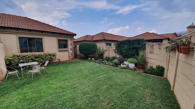 4 Bedroom Property for Sale in Hesteapark Gauteng