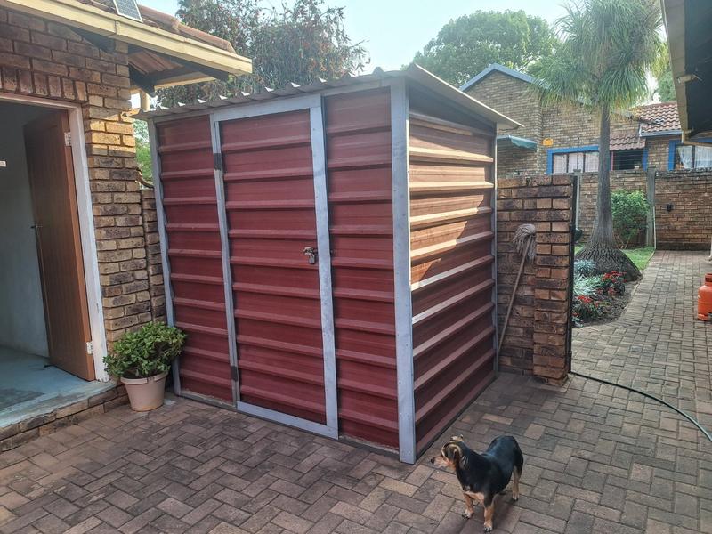 2 Bedroom Property for Sale in Ninapark Gauteng