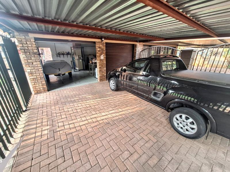 2 Bedroom Property for Sale in Ninapark Gauteng