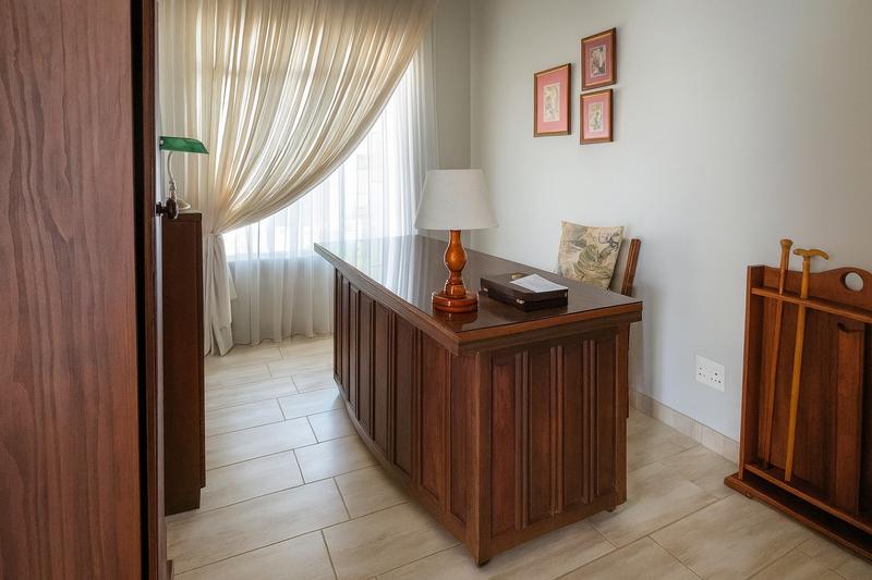 To Let 4 Bedroom Property for Rent in Constantia Park Gauteng