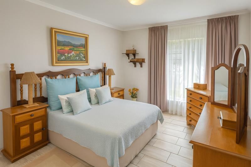 To Let 4 Bedroom Property for Rent in Constantia Park Gauteng