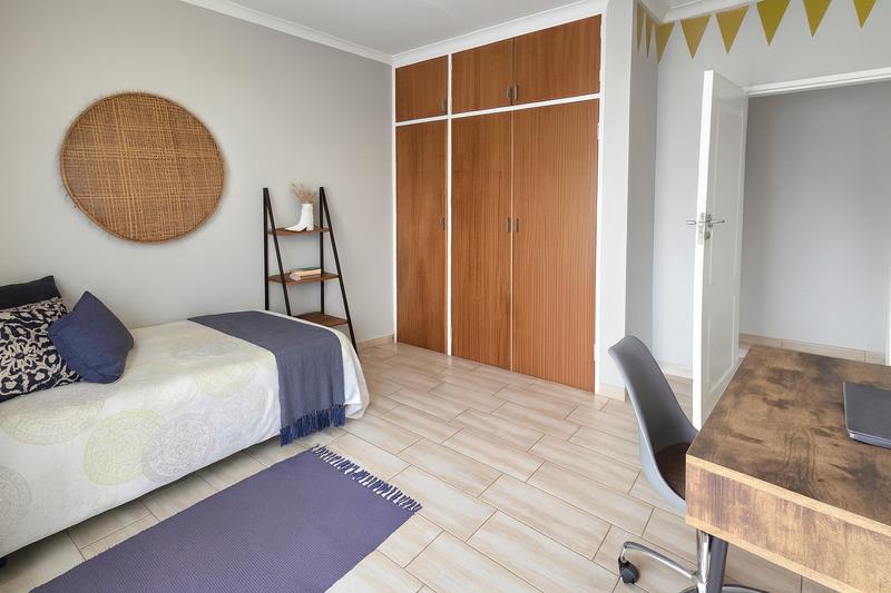 To Let 4 Bedroom Property for Rent in Constantia Park Gauteng