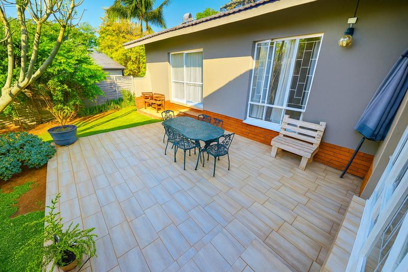 To Let 4 Bedroom Property for Rent in Constantia Park Gauteng