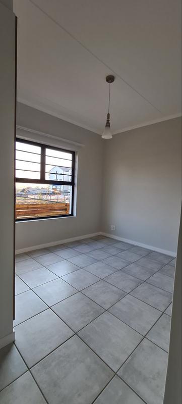 To Let 2 Bedroom Property for Rent in Witfield Gauteng