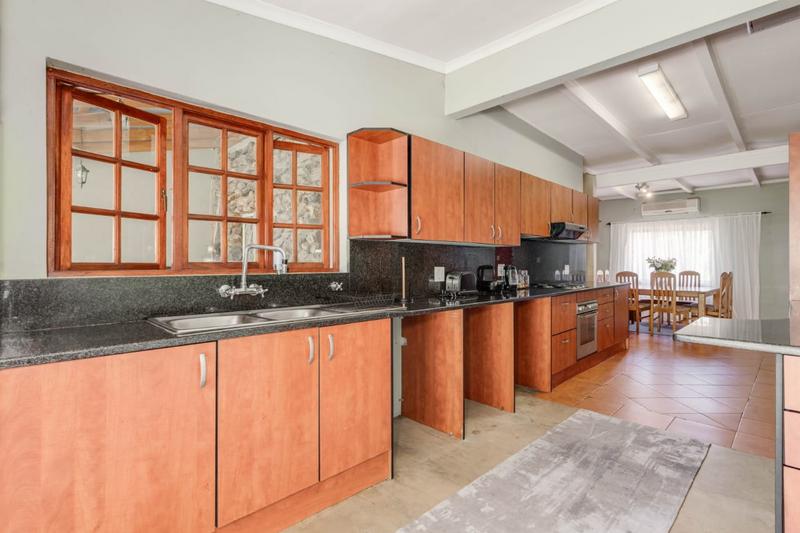 To Let 3 Bedroom Property for Rent in Glen Austin Gauteng