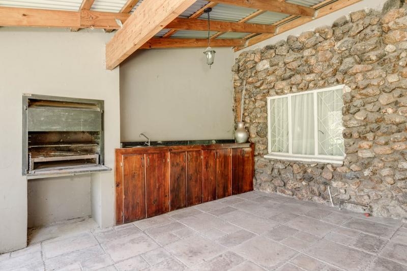To Let 3 Bedroom Property for Rent in Glen Austin Gauteng