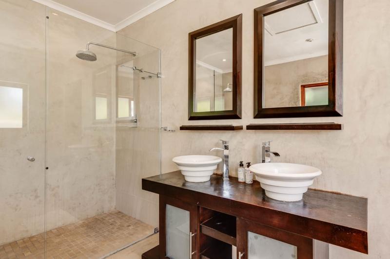 To Let 3 Bedroom Property for Rent in Glen Austin Gauteng
