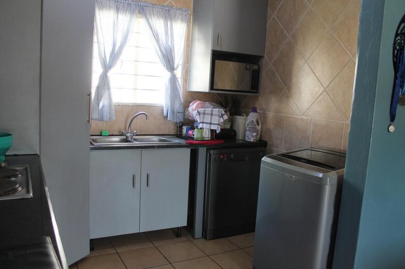 2 Bedroom Property for Sale in Oriel Gauteng