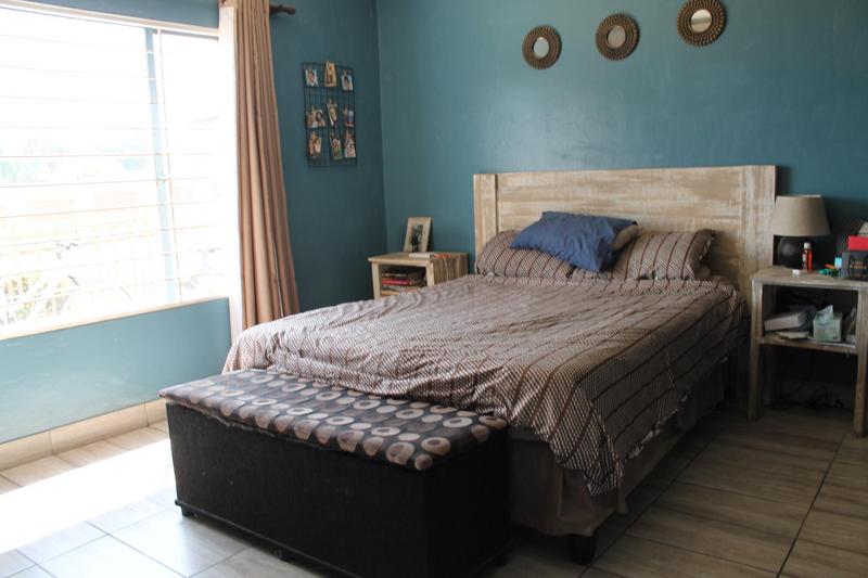 2 Bedroom Property for Sale in Oriel Gauteng