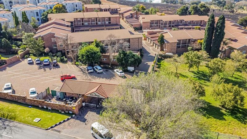 2 Bedroom Property for Sale in Northcliff Gauteng