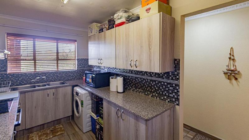 2 Bedroom Property for Sale in Northcliff Gauteng