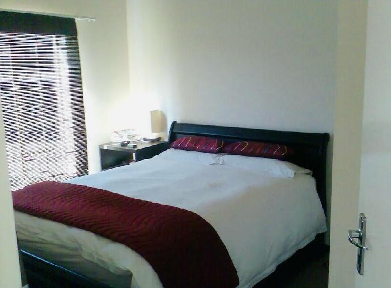 To Let 2 Bedroom Property for Rent in Buccleuch Gauteng