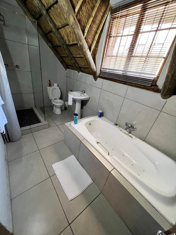 To Let 2 Bedroom Property for Rent in Lonehill Gauteng
