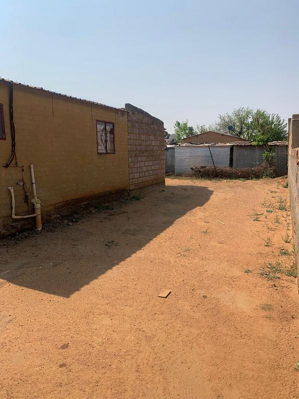 1 Bedroom Property for Sale in Elspark Gauteng