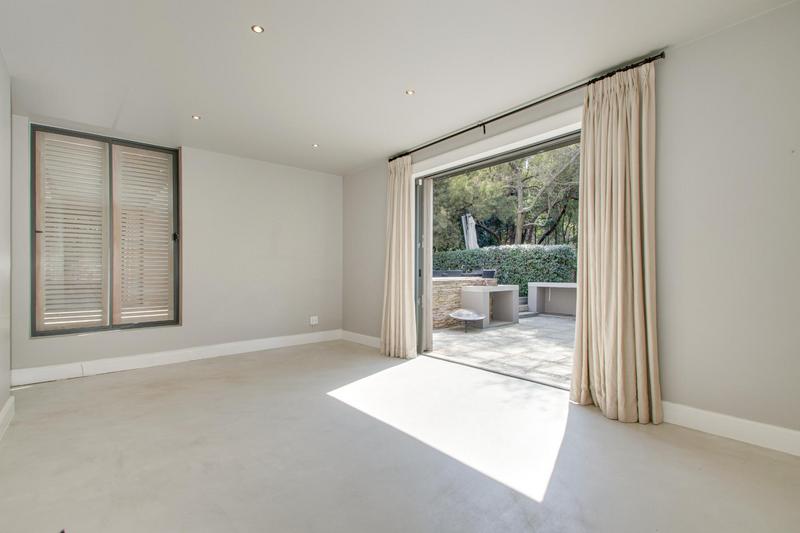 To Let 5 Bedroom Property for Rent in Fourways Gauteng