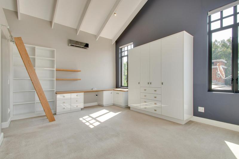 To Let 5 Bedroom Property for Rent in Fourways Gauteng