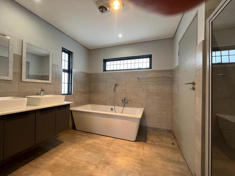 To Let 4 Bedroom Property for Rent in Hazelwood Gauteng