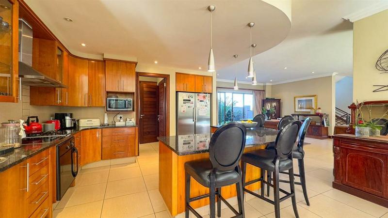 To Let 4 Bedroom Property for Rent in Waterkloof Ridge Gauteng