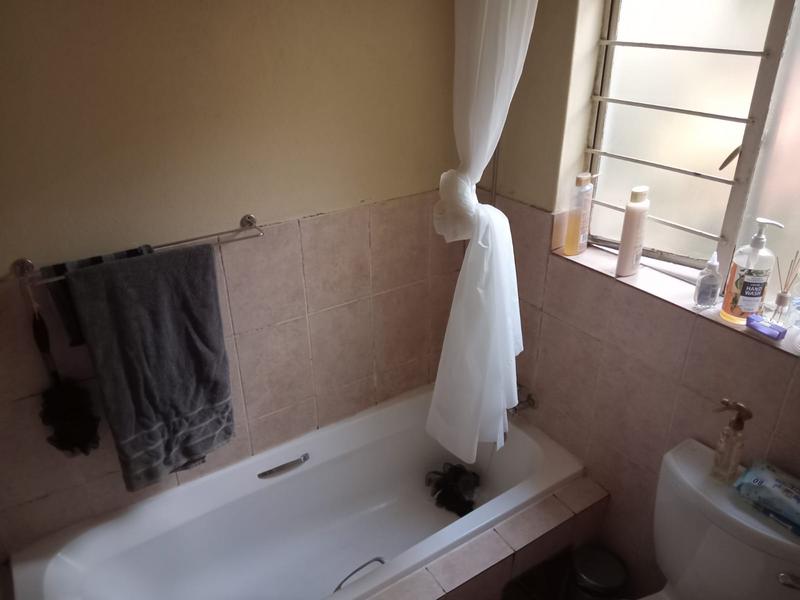 1 Bedroom Property for Sale in Clubview Gauteng