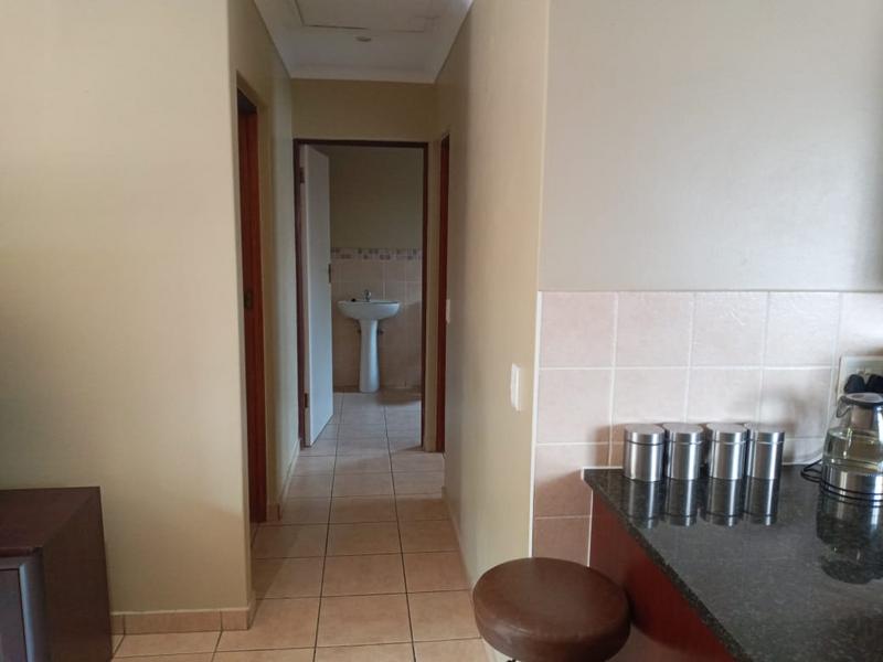 2 Bedroom Property for Sale in The Reeds Gauteng