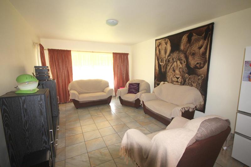 2 Bedroom Property for Sale in Vanderbijlpark CW 3 Gauteng