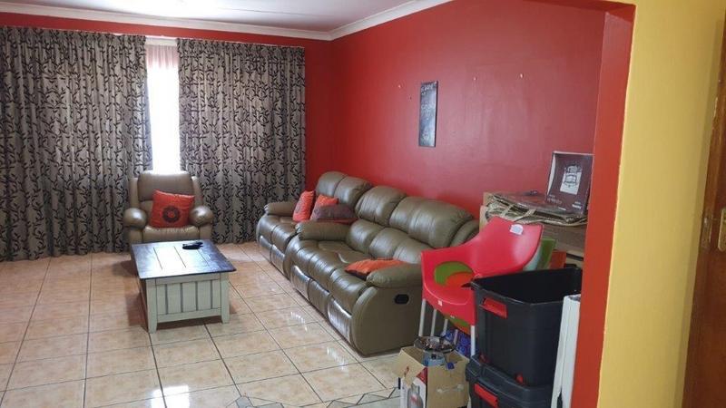 10 Bedroom Property for Sale in Waterkloof Ridge Gauteng