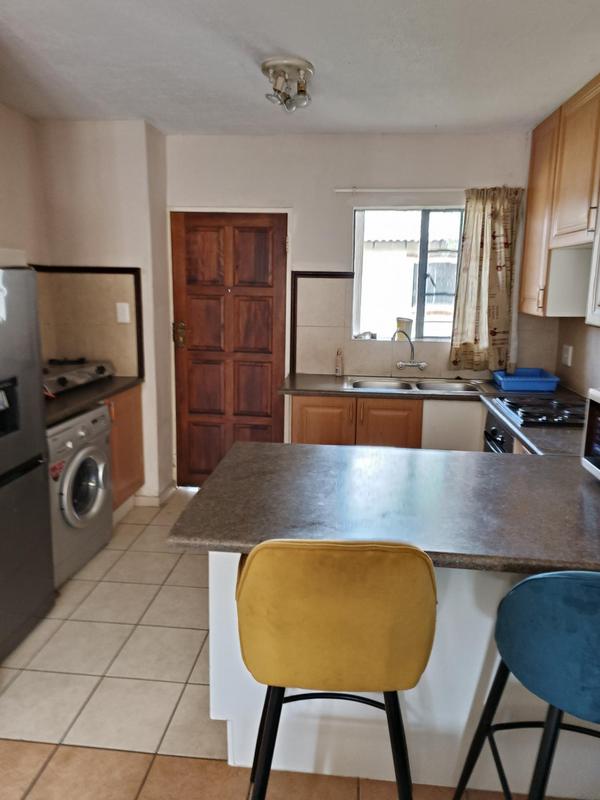 To Let 2 Bedroom Property for Rent in Mooikloof Ridge Gauteng