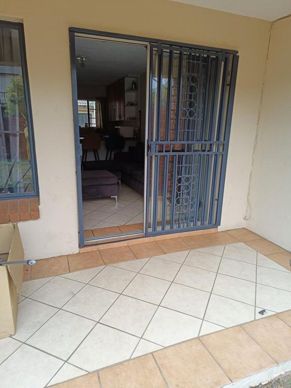 To Let 2 Bedroom Property for Rent in Mooikloof Ridge Gauteng