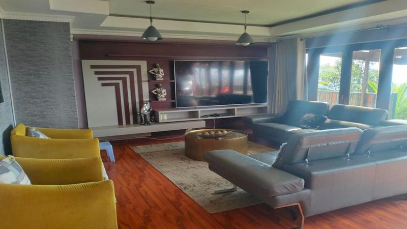 6 Bedroom Property for Sale in Roodekrans Gauteng
