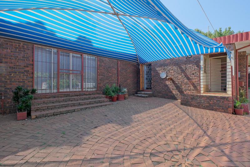 5 Bedroom Property for Sale in Murrayfield Gauteng