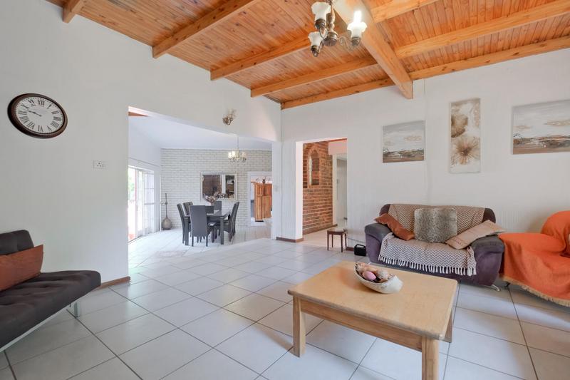 5 Bedroom Property for Sale in Murrayfield Gauteng