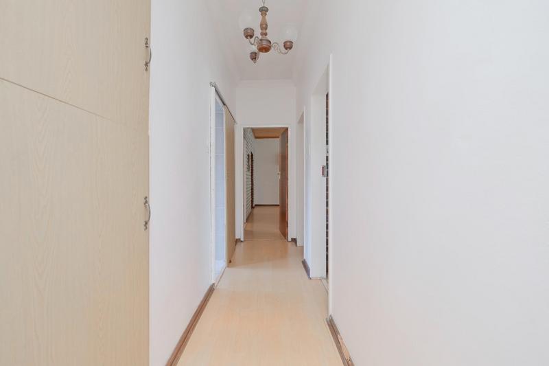 5 Bedroom Property for Sale in Murrayfield Gauteng