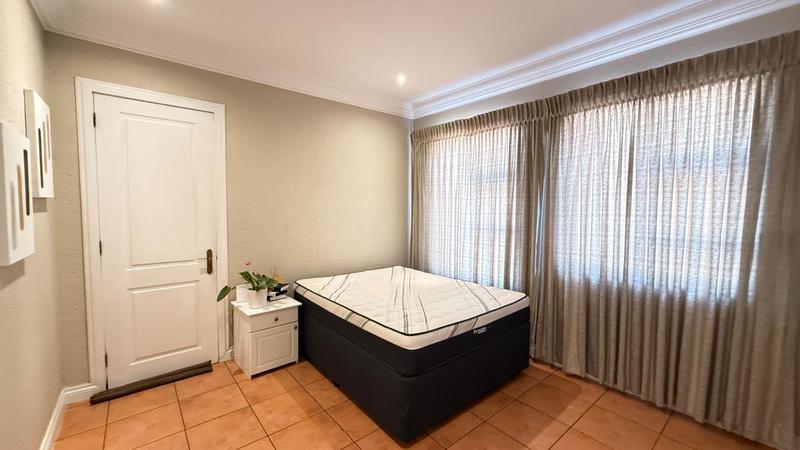 4 Bedroom Property for Sale in Blue Valley Golf Estate Gauteng