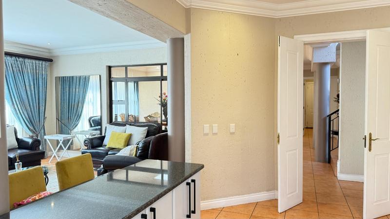 4 Bedroom Property for Sale in Blue Valley Golf Estate Gauteng