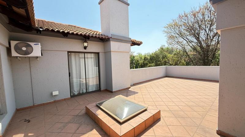 4 Bedroom Property for Sale in Blue Valley Golf Estate Gauteng