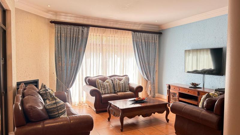 4 Bedroom Property for Sale in Blue Valley Golf Estate Gauteng