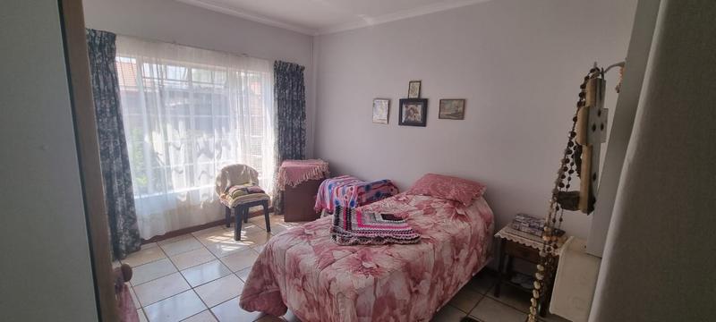 2 Bedroom Property for Sale in Theresa Park Gauteng