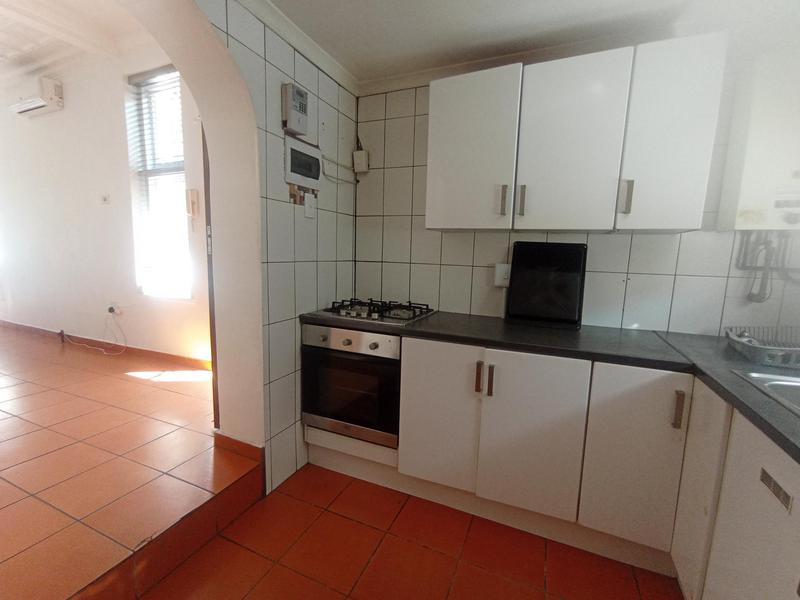 To Let 1 Bedroom Property for Rent in Auckland Park Gauteng