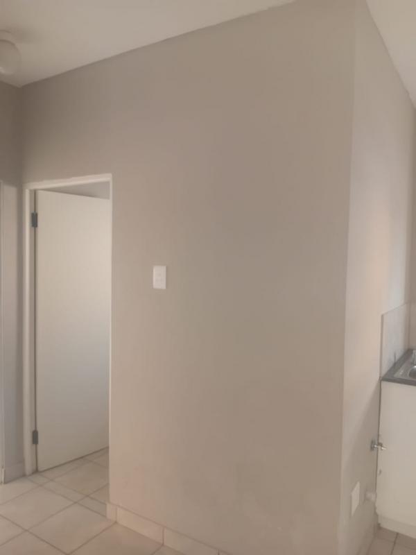 To Let 2 Bedroom Property for Rent in Groblerpark Gauteng